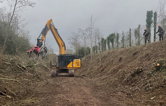 Entretien des talus sur la voie verte Damigny 2026 ©CD61