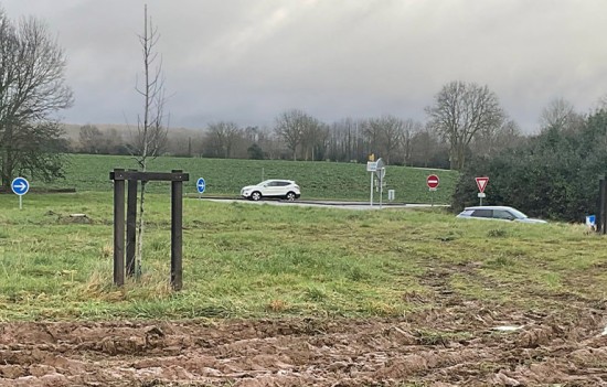 replantation arbres site Universitaire Damigny 2026 ©CD61