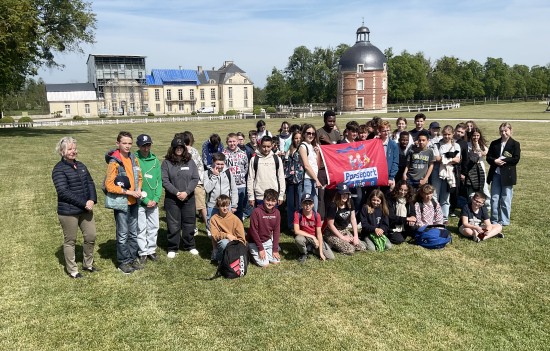Les jeunes d’Orne Civisme au château de Médavy