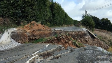 La départementale 136 effondrée à Ceton, dans l'Orne. - CD61