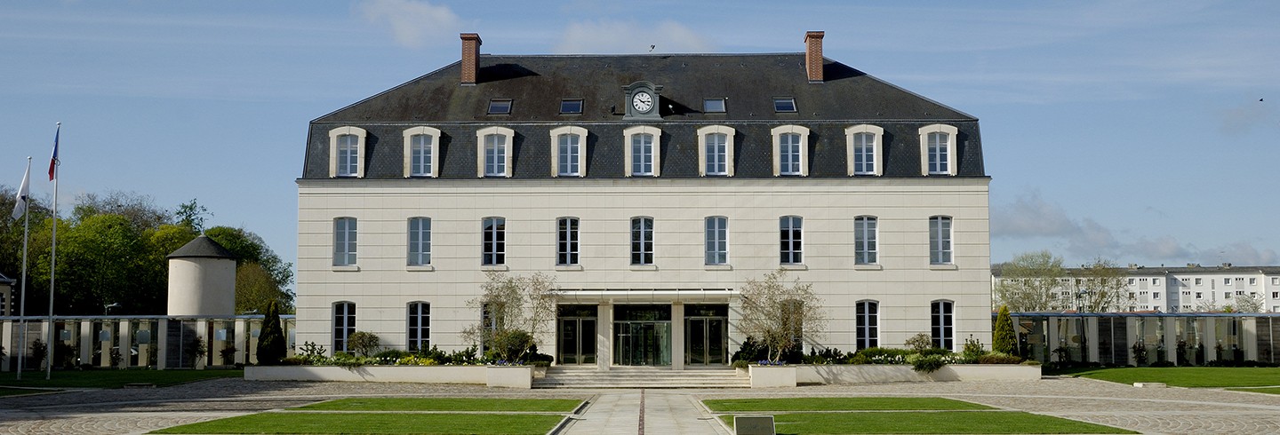 Le Département Hôtel du Département ©D.Commenchal_2009-CD61