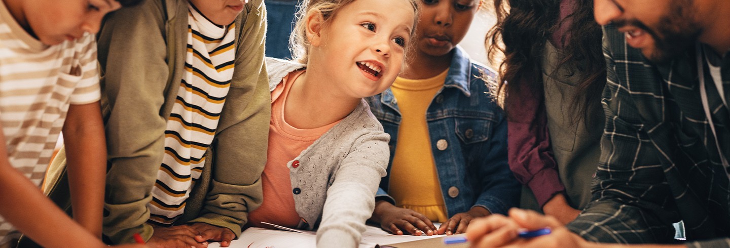 Les aides à l'éducation et à la jeunesse ©Jacob Lund-adobestock_782112931 Les aides à l'éducation et à la jeunesse ©Jacob Lund-adobestock_782112931