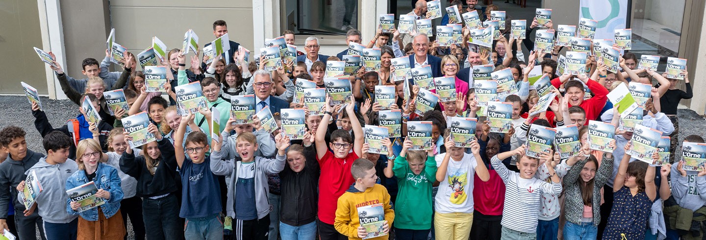 distribution livre ornais 6e ©D.Commenchal-CD61