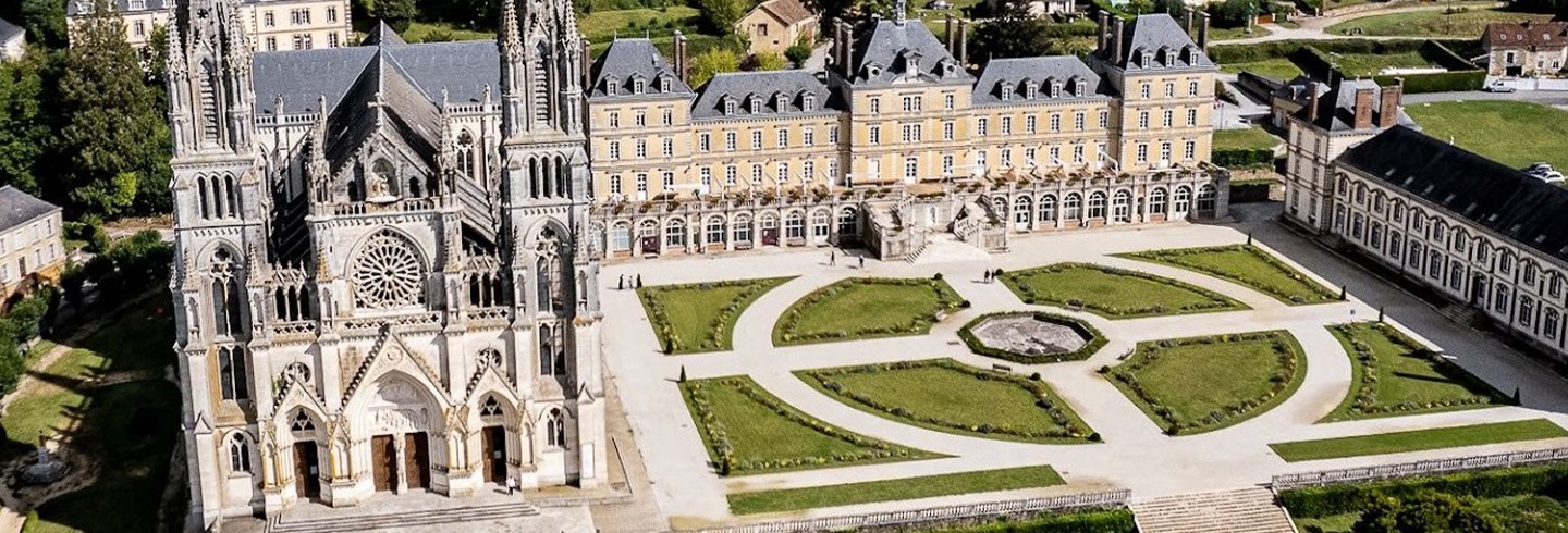 Basilique Notre-Dame de Montligeon ©CD61