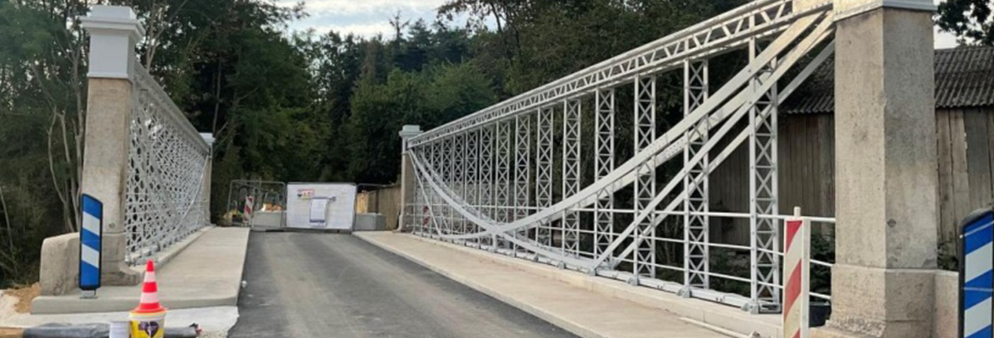 Pont Eiffel restauré - CD61