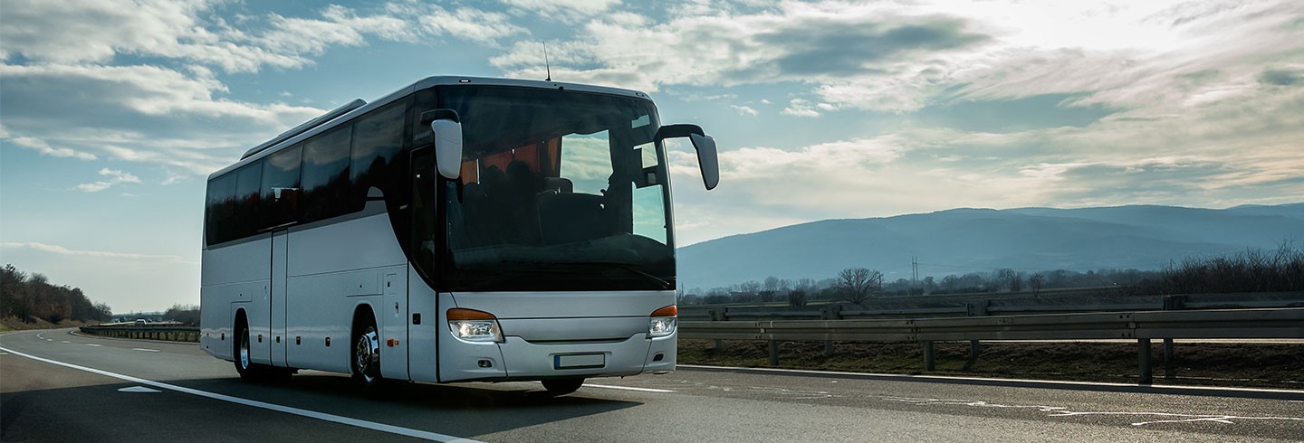 Bus - adobestock_325662165 - Ivan