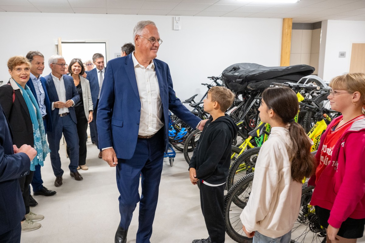Christophe de Balorre en visite de rentrée au collège Molière de L'Aigle - ©D.Commenchal