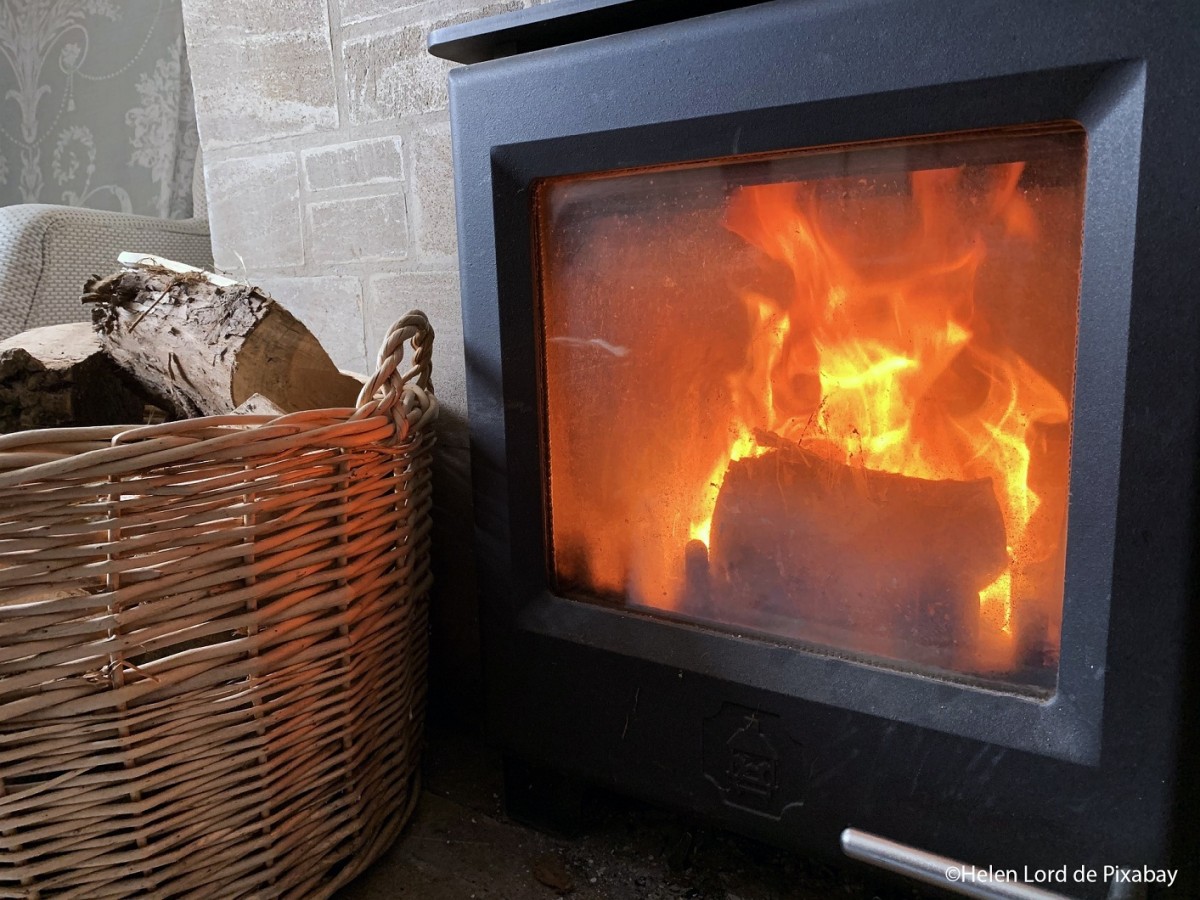 poële à bois ©Helen Lord de Pixabay 