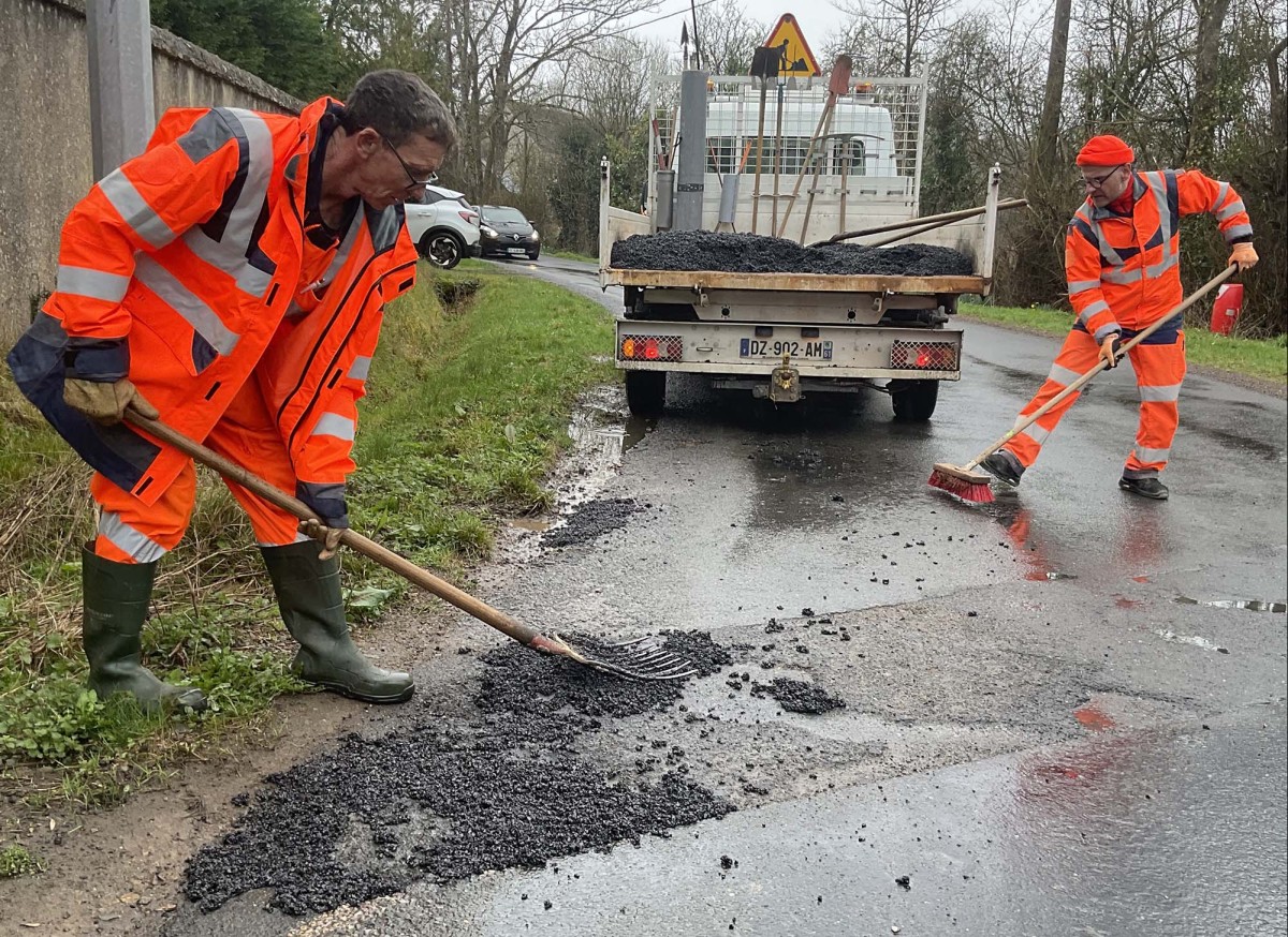 Travaux d’enrobé ©CD61
