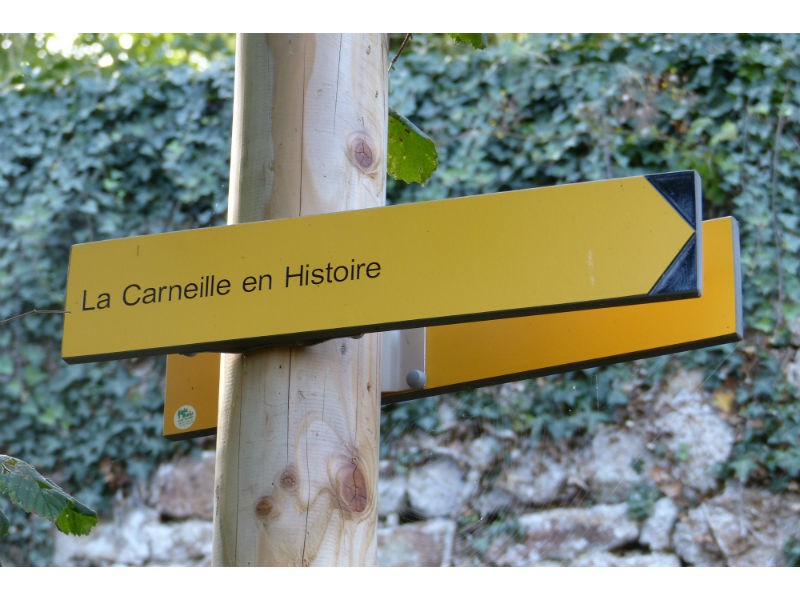 la carneille panneau 800 | © Roche d'Oëtre la carneille panneau 800 | © Roche d'Oëtre