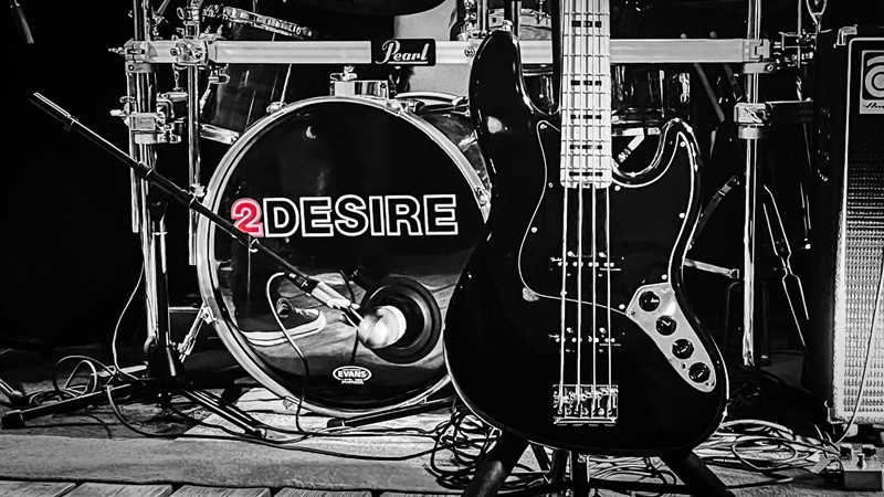 2Desire - Tribute to U2 | 2Desire 2Desire - Tribute to U2 | 2Desire