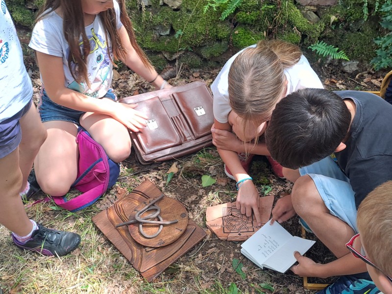 Jeu d'énigmes au Camp celtique de Bierre | Michaël HERBULOT Jeu d'énigmes au Camp celtique de Bierre | Michaël HERBULOT