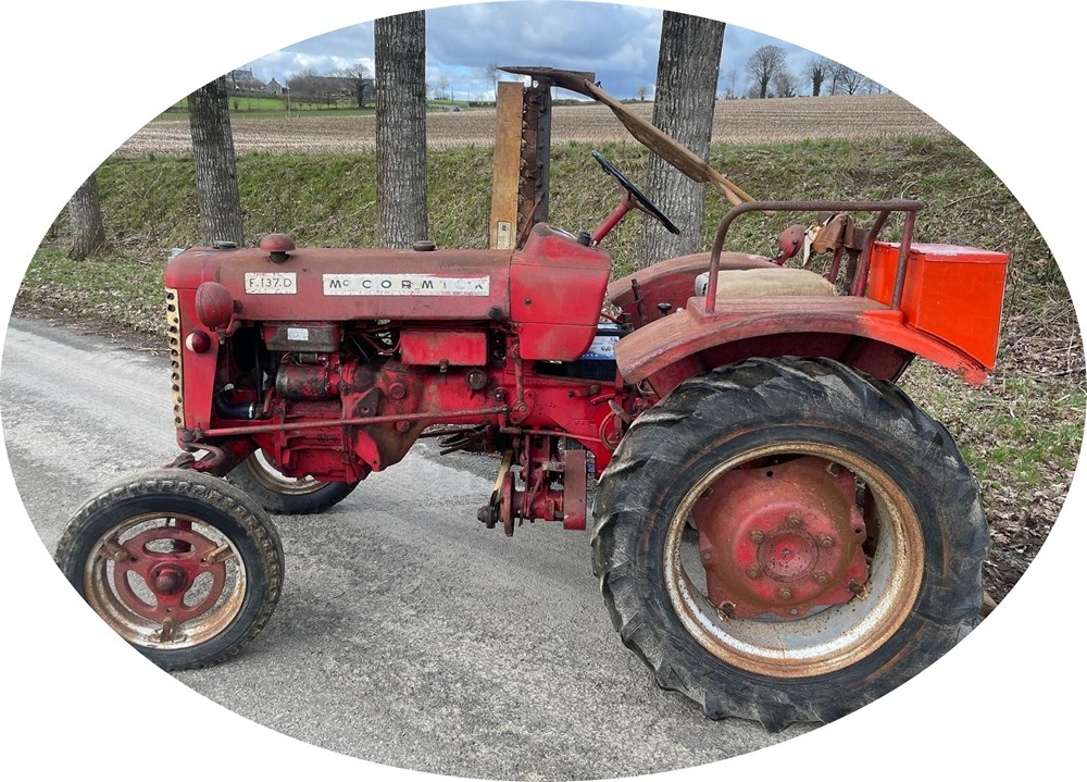 2025_09_14_les_villages_en_fête_tracteur | ©lesvillagestinchebrayens