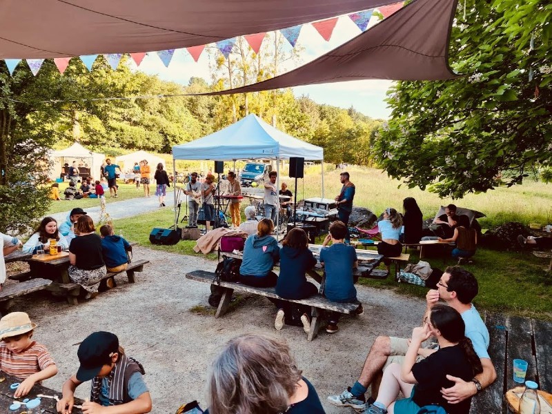 marche-gorgesdelarouvreChrysis | Chrysis-cpie61