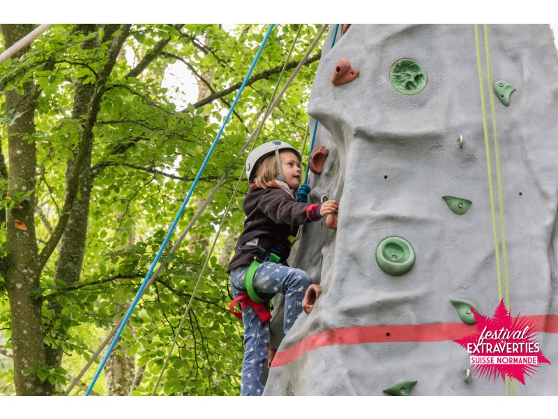 La-rochedoetre-Espace-Grimp(1)web | Pays de Falaise