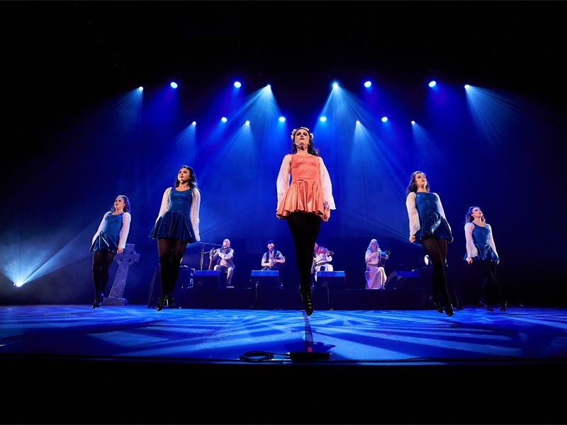 Avalon-celtic-dances-bagnoles-orne-casino-JOA | Celtic2-Jerome-Halatre