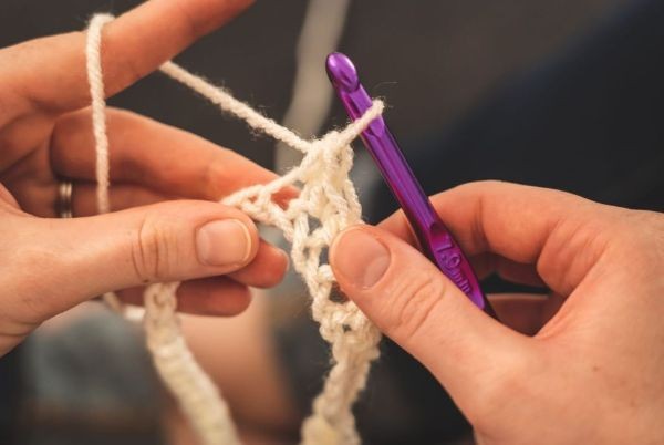 2025_09_20_atelier_crochet2.png | ©libre_de_droit