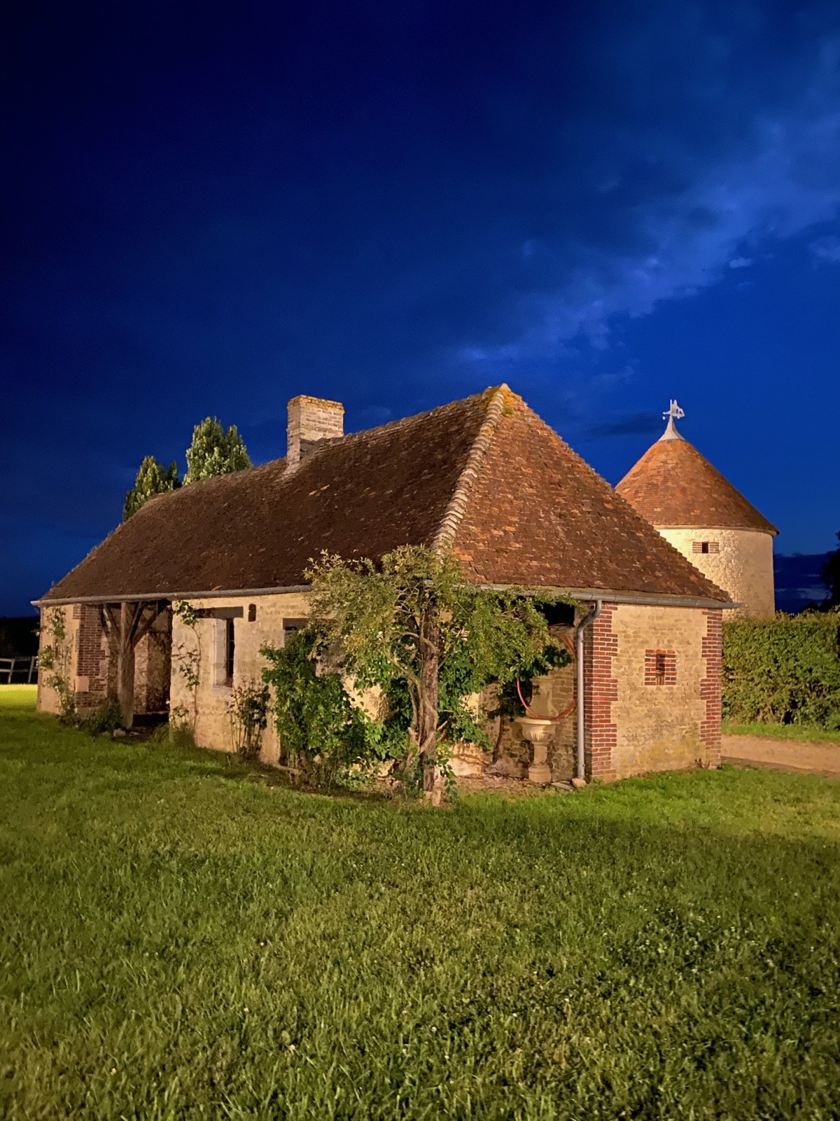 8D68CF37-1FA7-4BB7-AED6-797349C957AC | Nicolas Duclos