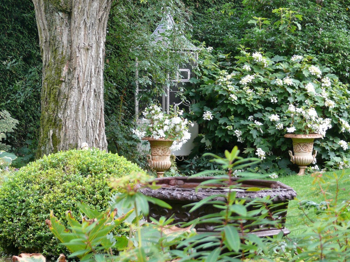 Bagnoles_Le jardin retiré | Le jardin boudoir C Annie Blanchais