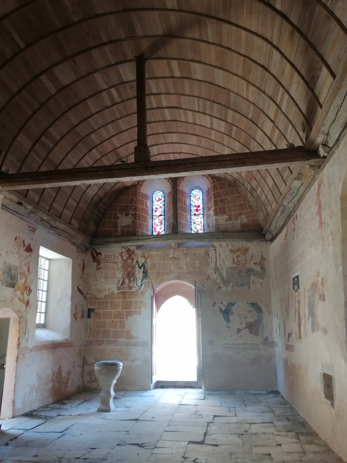 Mystères et lumières à l’église de Loucé | Terres d'Argentan Nadège Bretonnet