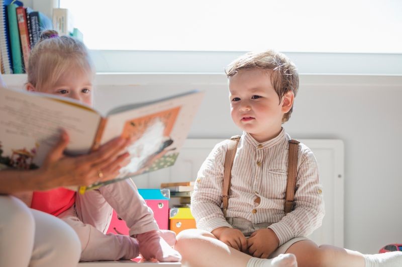 Bébé Lecteur | Freepik