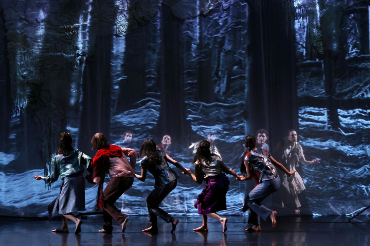 THE GATHERING (Generale)(Joanne Leighton 2025) | Patrick Berger