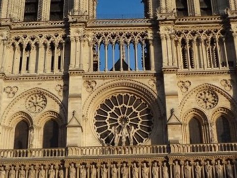 2025-10-09 PARIS Cathedrale Notre Dame GIR 2025-D2409221-HJ_TIS | Boubet