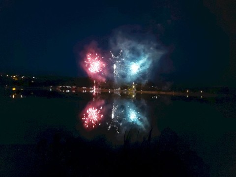 feu d'artifice800 | MNT