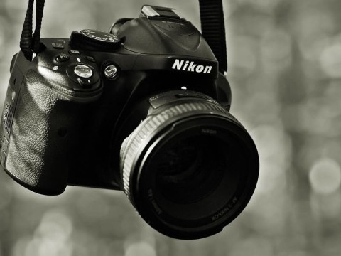 noname_13-slr-camera-3752509_1280 | @noname