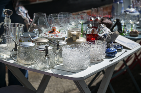 VIDE_GRENIER | ©libre de droits