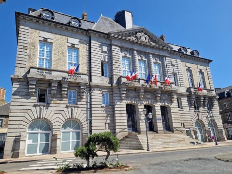 Photo-Mairie-La-Ferte-Mace-2026 | musée du jouet