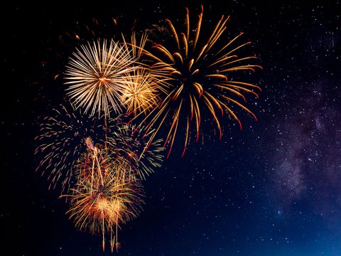 fireworks in the night sky | Apiruk Jintana