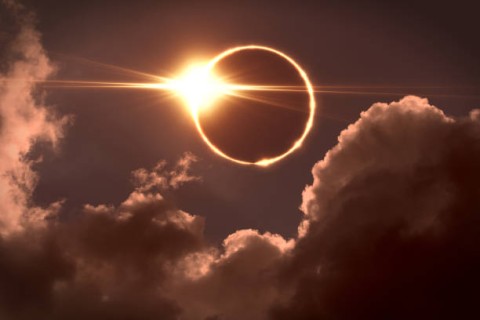 istockphoto-1480498138-612x612 | eclipse 