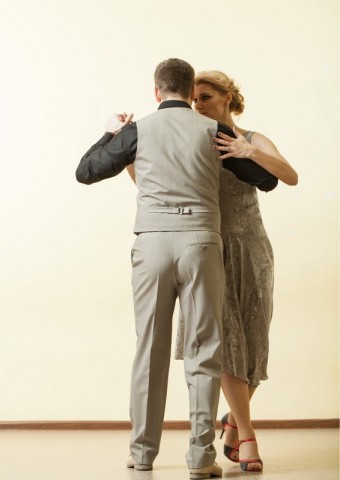 thé dansant01_ 566x800 | Canva