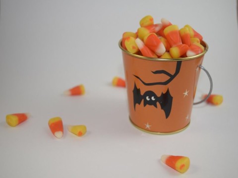 sambeawesome-candy-corn-1739404_1920-compressed | ©Pixabay